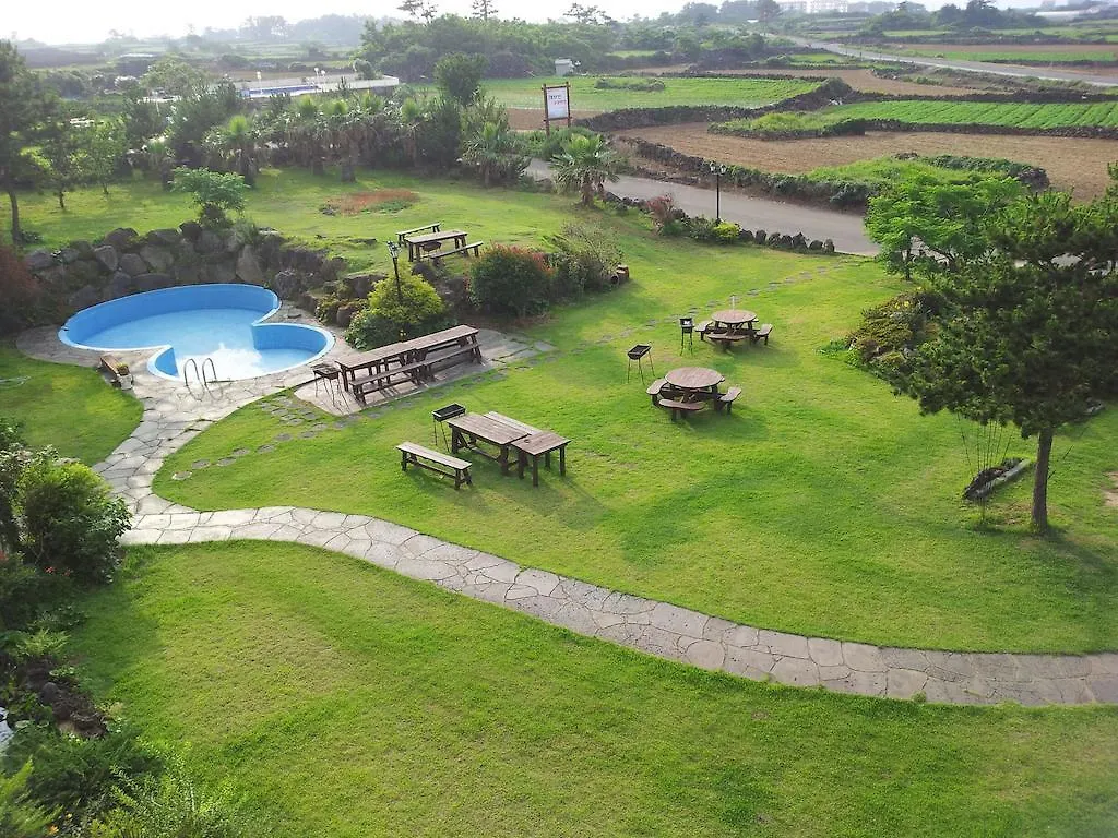 Alaforet Pension Jeju